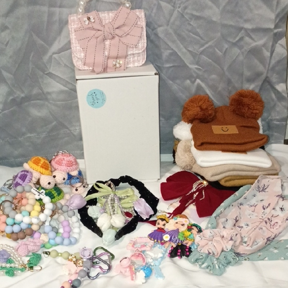 Cute Accessories Mystery Box 🎁